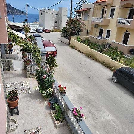 Roumeliotis House Leilighet Kárpathos Eksteriør bilde