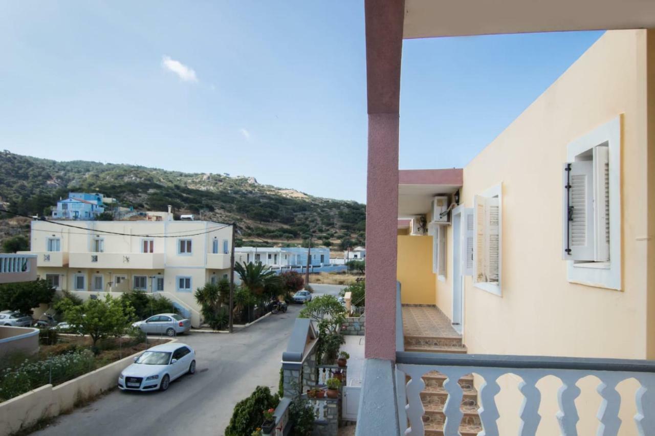Roumeliotis House Leilighet Kárpathos Eksteriør bilde
